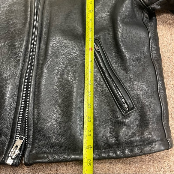 Walter Dyer leather 🏍️💨💨 - Picture 8 of 9